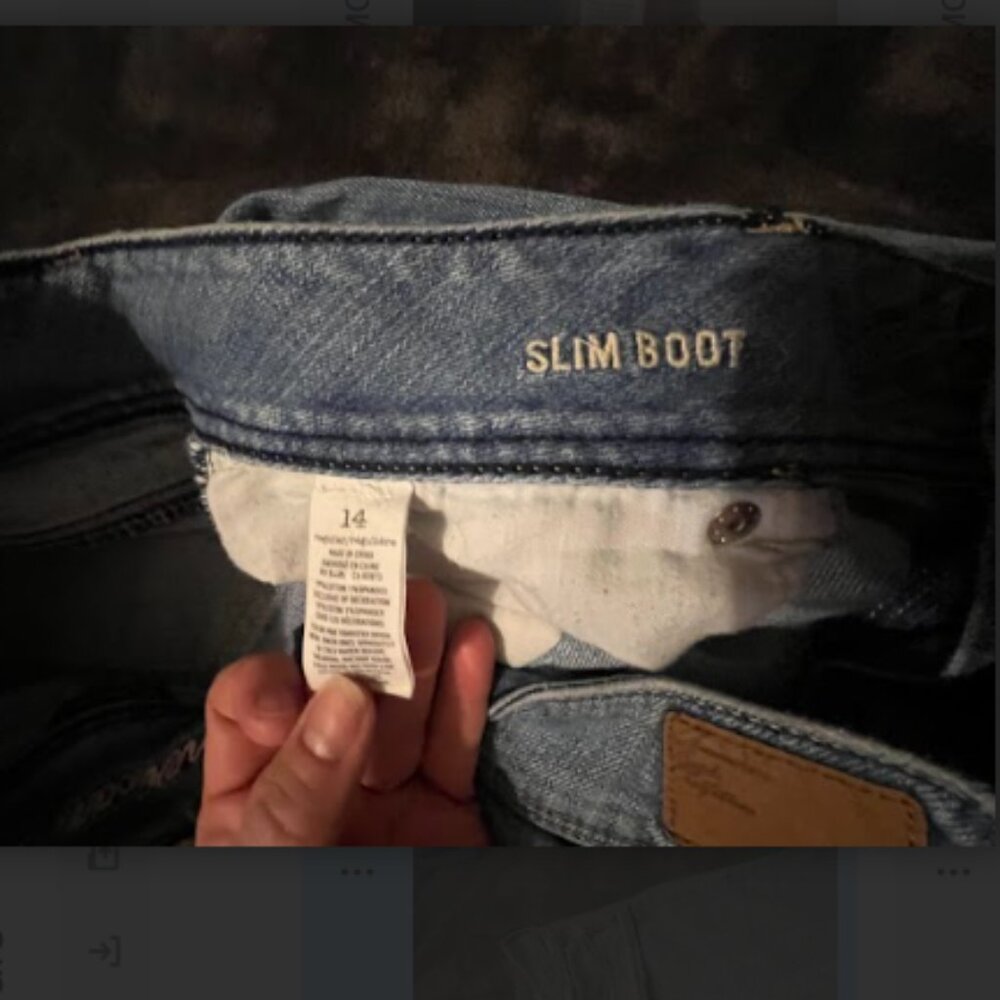 Jeans - Picture 2 of 4